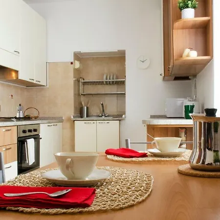 Joivy Beautiful 1 Bed Apt With Terrace And Parking Apartment Como